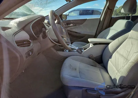 2017 Chevrolet Malibu Ls z USA, uszkodzony, nr VIN 1G1ZB5ST5HF144652